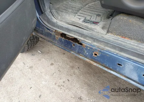 2002 Ford F-150 Lariat/Xlt z USA, uszkodzony, nr VIN 1FTRW08L82KB92036